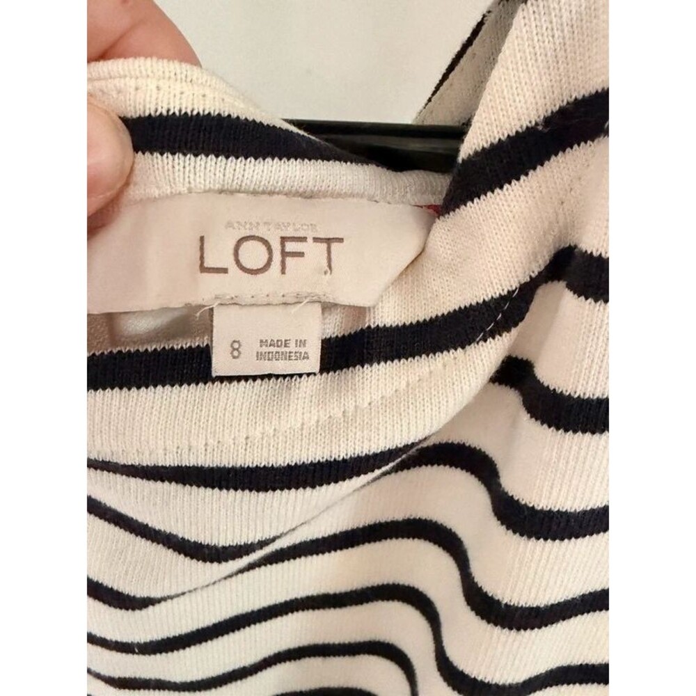 Loft Dress - Picture 2 of 2